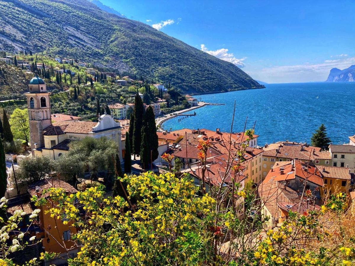 Vistalago Torbole Torbole Sul Garda Exterior photo
