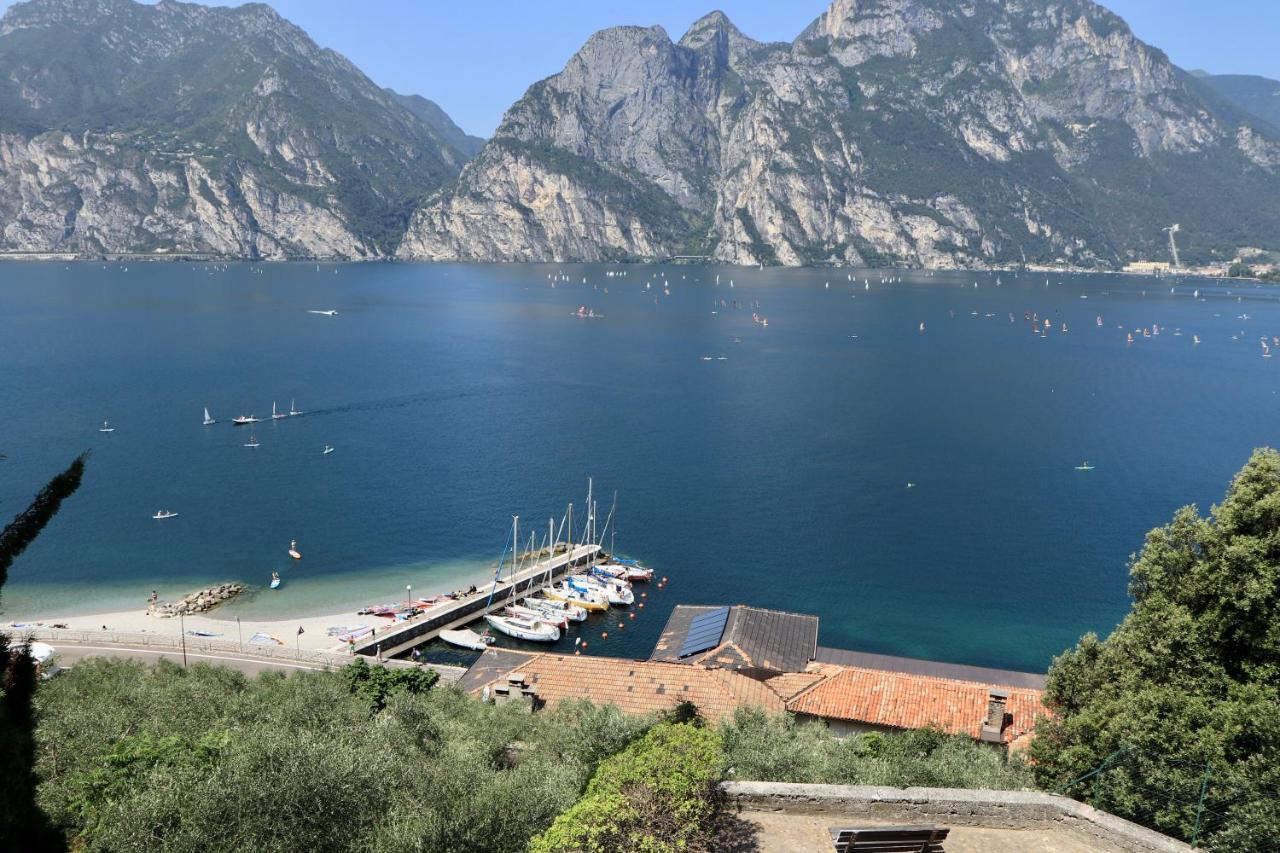 Vistalago Torbole Torbole Sul Garda Exterior photo