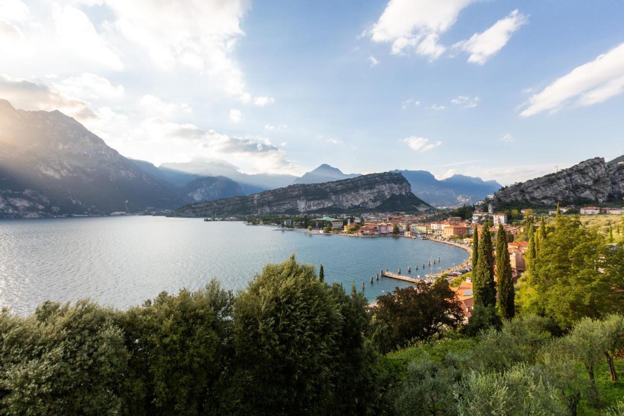 Vistalago Torbole Torbole Sul Garda Exterior photo