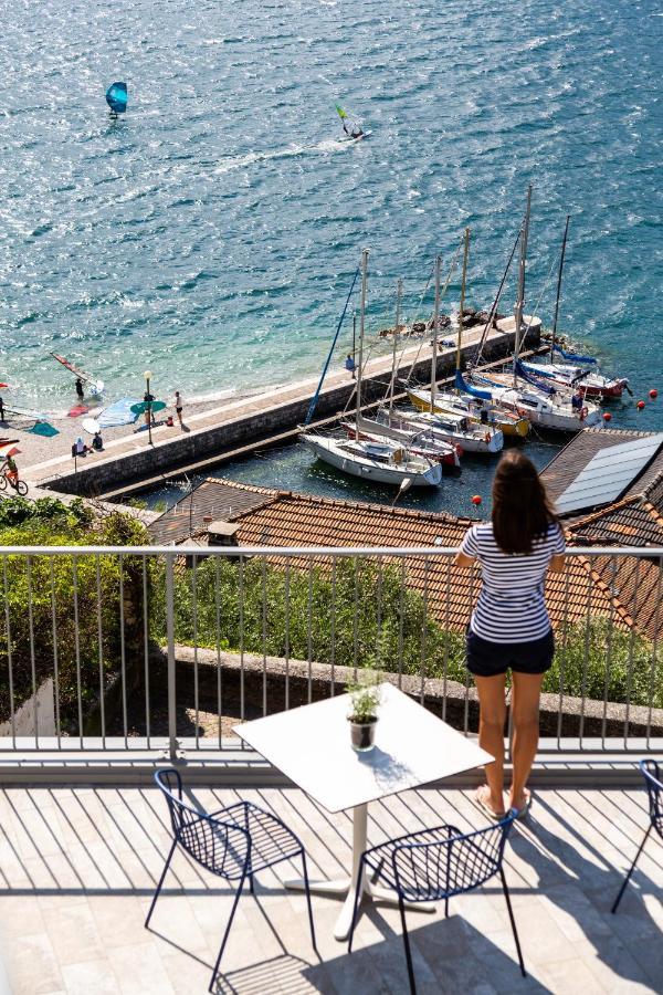 Vistalago Torbole Torbole Sul Garda Exterior photo
